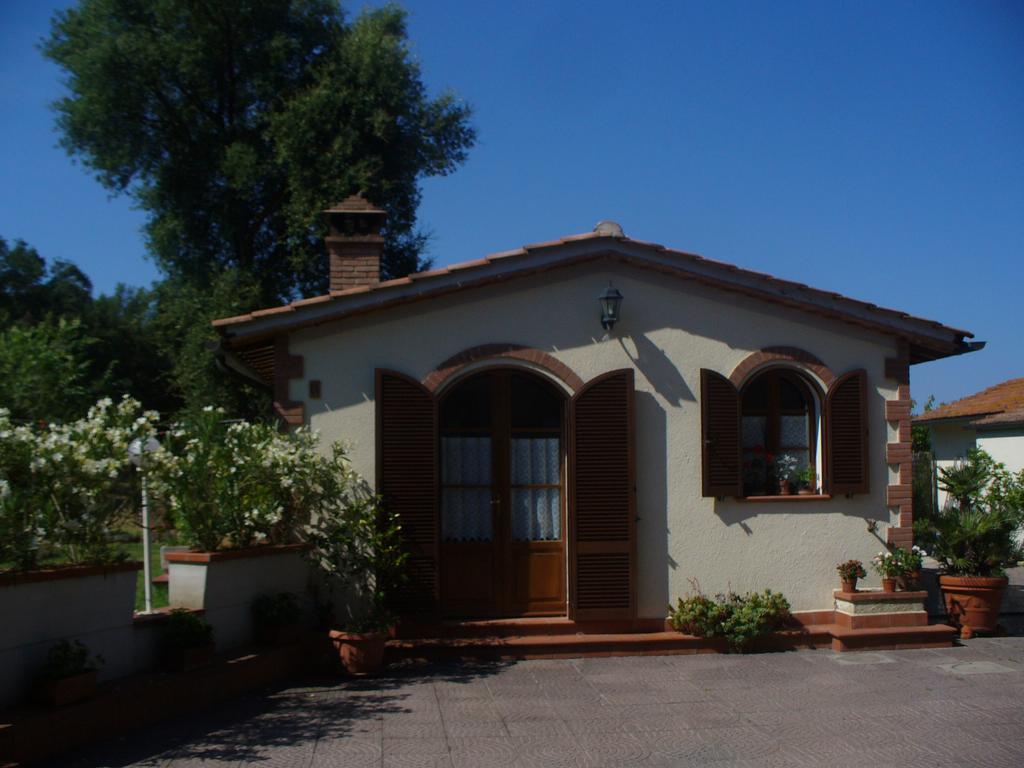 Villetta In Maremma La Pescaia Exterior foto